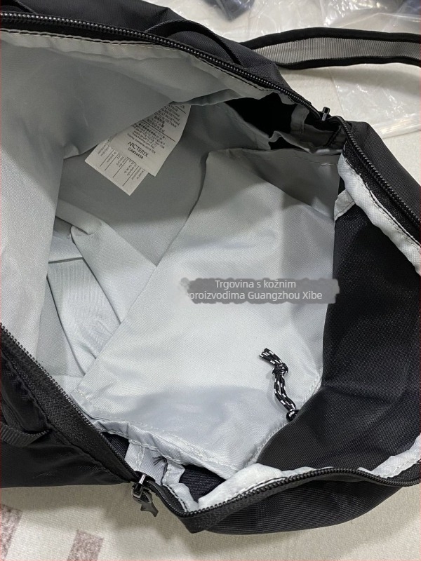 Unisex ruksak 15L od najlona, vodootporan za outdoor aktivnosti, s zakrivljenim naramenicama, džep za 12-inčni prijenosnik, uzorak životinjskog motiva