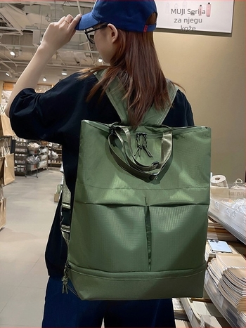 Ruksak od najlona, vodootporan i višenamjenski za slobodno vrijeme i putovanja (Unisex, Najlon, Kapacitet 20–35L, Prozračan, Prostor za laptop do 10 inča)