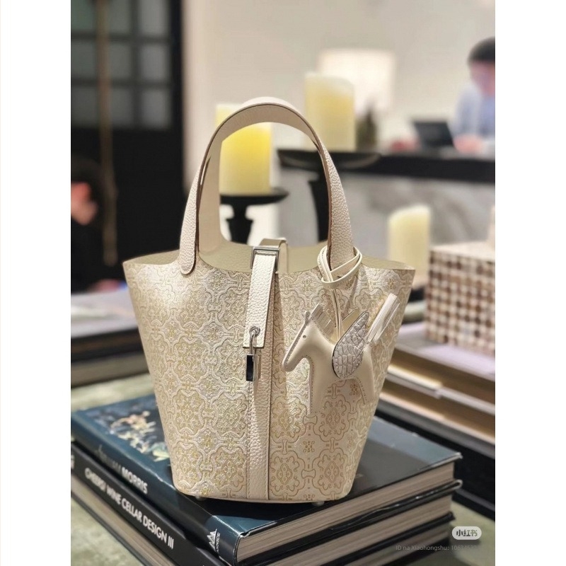 Bucket torba od pamuka gradski jednostavan stil, vodoravni kvadratni oblik, magnetsko zatvaranje