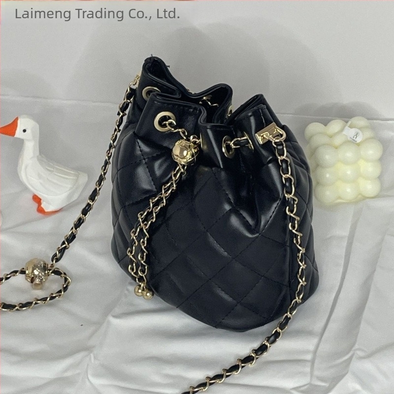 Xiangfeng Manor bucket torba s dijamantnim prešivanjem, lančani remen za rame, mini crossbody za žene