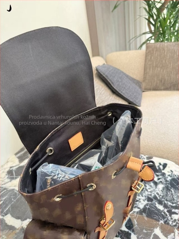 Ruksak s flip-top poklopcem, velike kapacitete i proširive funkcije (Kapacitet 20–35L; Kompatibilan s 10-inčnim laptopom; Materijal PVC)