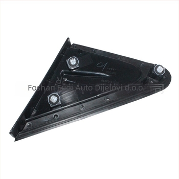 Trojkutni panel dekoracije za retrovizor automobila; modeli 60117-02370 i 60118-02370; tip retrovizora: standardni; broj dodatka: 60117-02370, 60118-02370