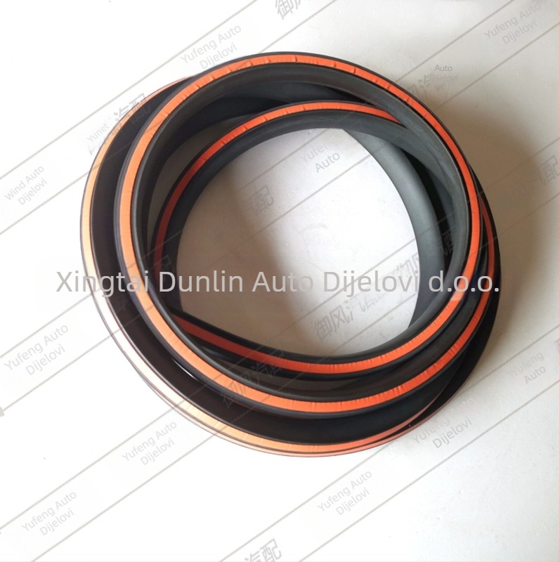 Gumena brtvila za krovni prozor Lynk & Co, model 01, debljina 10 mm