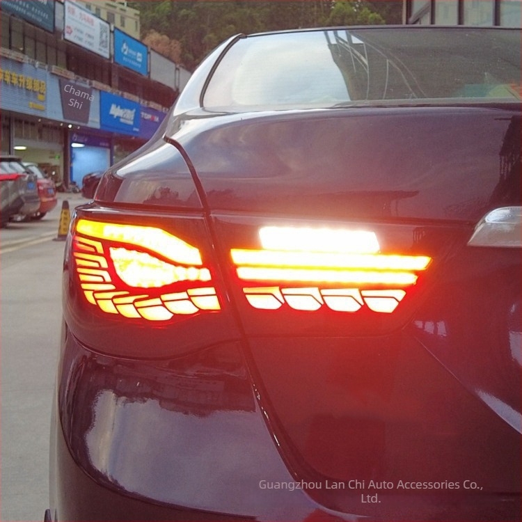 LED stražnje svjetlo za Toyota Reiz 2010-2012 – Dragon Scale dizajn, sekvencijalna svjetla za skretanje, 12V, 10W, 3000lm, IP68, PC leća