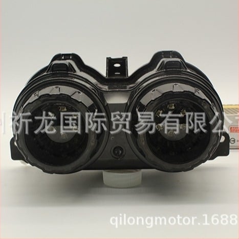 Zadnja svjetiljka motocikla BWS125 — Qilong, 12V, plastika, LED