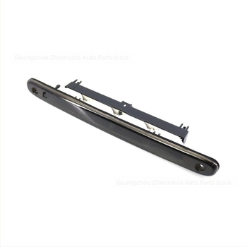 Visoko montirano LED treće stop svjetlo 12V 3W, model 1606372780 za Citroen, Peugeot, Toyota C1/107 Aygo (2005-2014)