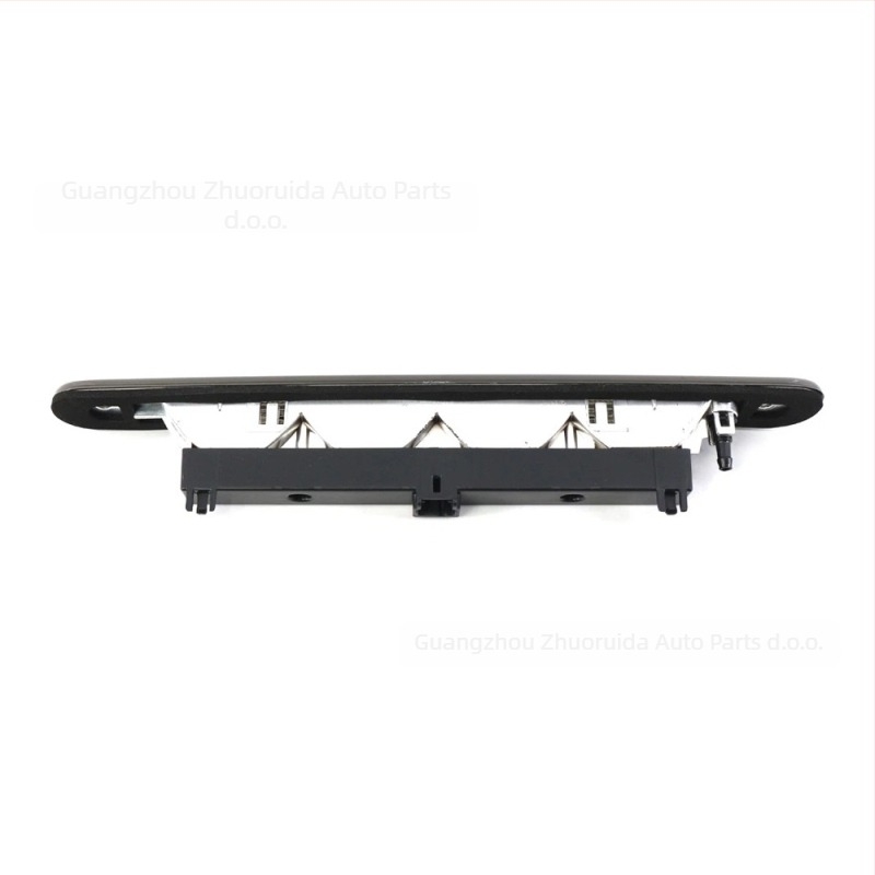 Visoko montirano LED treće stop svjetlo 12V 3W, model 1606372780 za Citroen, Peugeot, Toyota C1/107 Aygo (2005-2014)