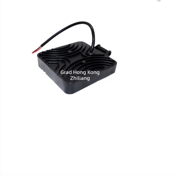 Kvadratni LED prednji reflektor za auto, model Zc-126w, 126W, 10-60V, 6720 lm, 50 000 h