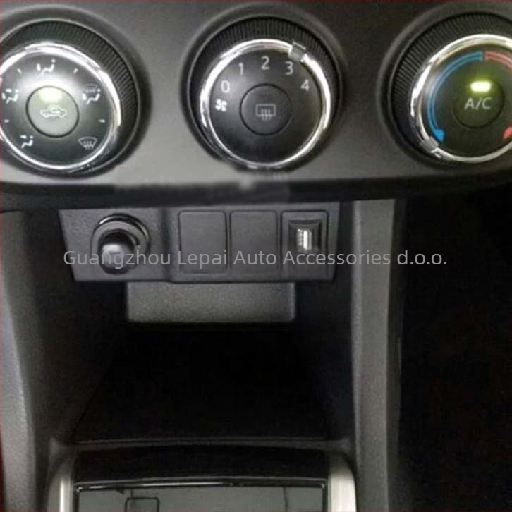 USB utičnica za Toyota vozila: Vios, Camry, RAV4, Corolla, Highlander, Levin, Prado