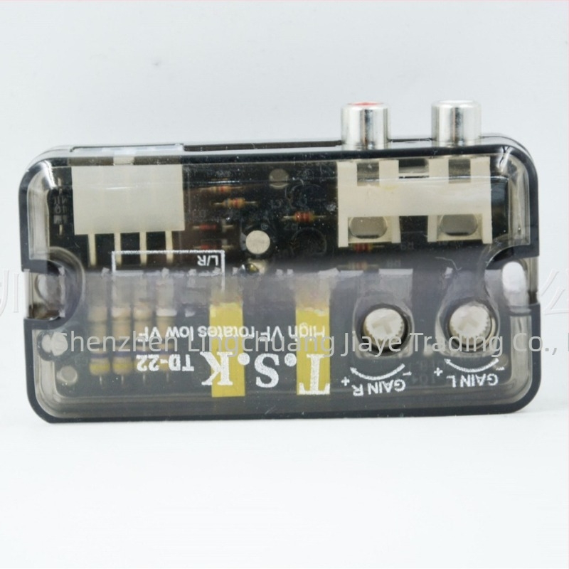 TD-22 automobilski audio konverter: prijenos visokih na niske frekvencije sa zakašnjenjem (Model TD-22; Napon: 12V; Materijal: Plastika; Težina: 0.05; Kompatibilnost: Universal)