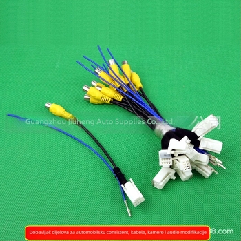 Adapter kabel za kameru za Subaru Forester – ažuriranje originalnog zaslona, konverzijski kabel (12V • Plastika • 30 g • Peak Auto Parts)