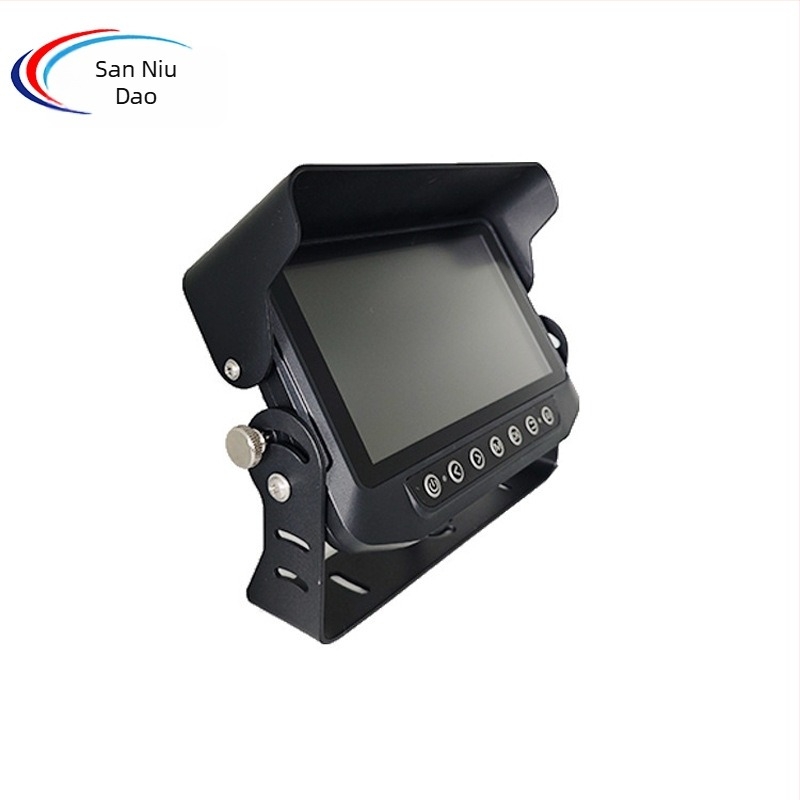 Automobilski monitor za vožnju unatrag s IP67 vodootpornim aluminijskim kućištem, rezolucija 800x480, AHD ulaz, TFT zaslon.