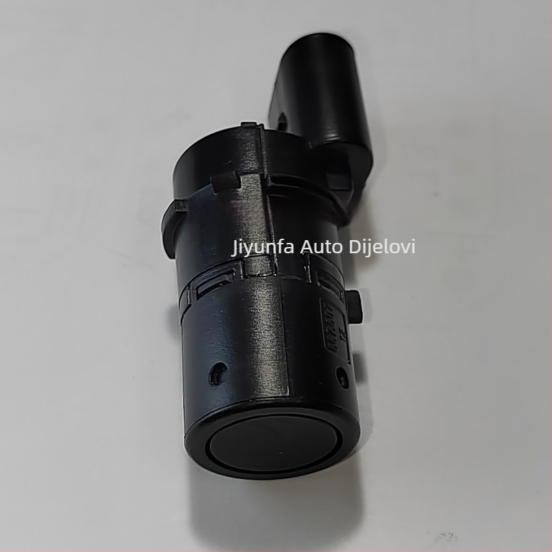 Malcayang senzor za parkiranje, 4 sonde, 12V, domet detekcije 1,5–1,8 m, zvučni alarm, kompatibilan s Audi A6 (4B/C5, 4F2/4F5/4FH, C6) – Model C0270 / 7H0919275E