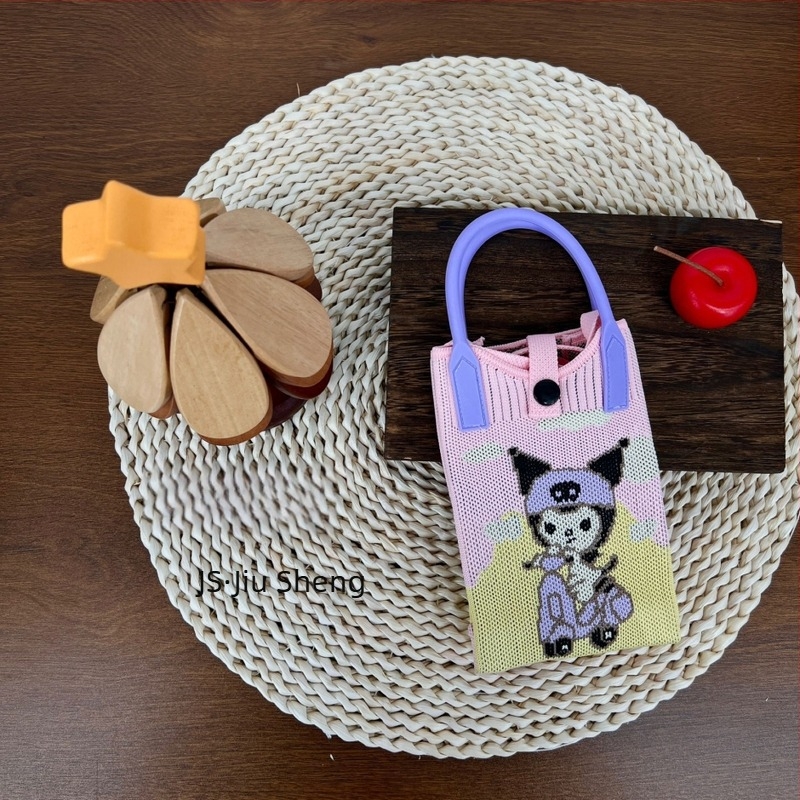 Teksturirana ručna torbica za telefon sa srcolnim oblikom — svjež i sladak stil, materijal poliester, oblik uspravnog kvadrata, zaključavanje, unutarnja pretinica za telefon