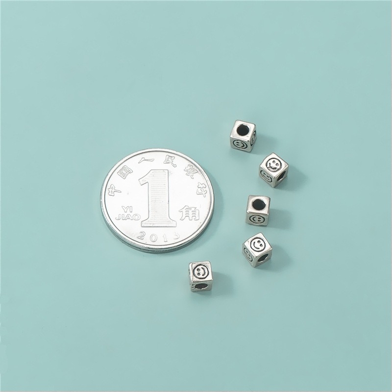 S925 sterling srebro Thai srebrne mini osmijeha perle – slobodne perle za DIY narukvicu, spacer stil, kvaliteta 925