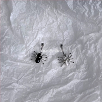 Prsten za pupak s motivom pauka - ručna izrada, titan čelik, proljeće 2025