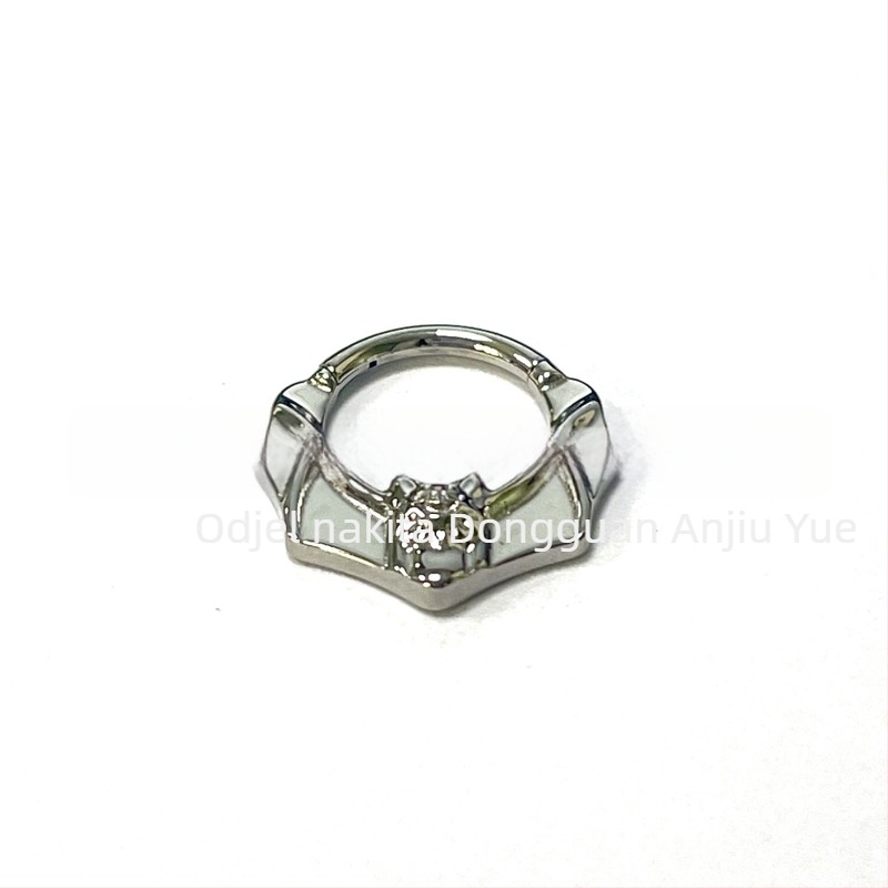 Nosački prsten od titana G23 s motivom šišmiša, unisex, bezšavski piercing, BBM113, serija Crazy Animal City, graviranje