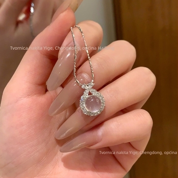 Ogrlica od srebra 925 s mašnicom, privjesak od prirodnog Jade Water Foam-a s kristalima