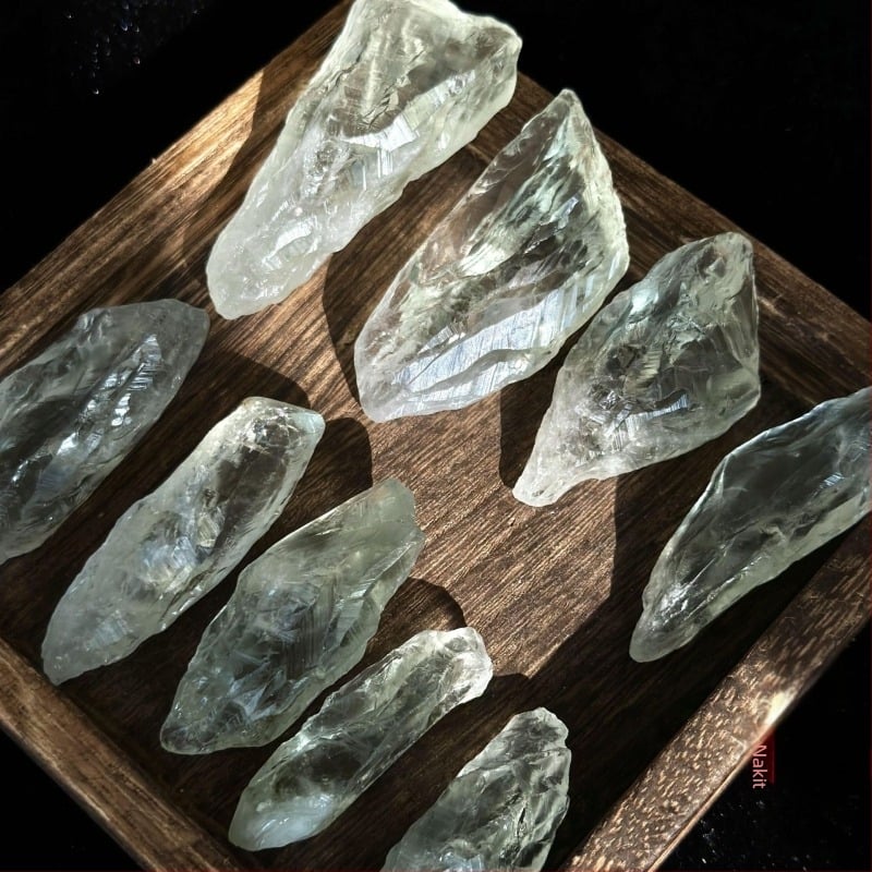 Kristalni grubozrnati kamen – ručno kovani, kineski stil, u PP vrećici