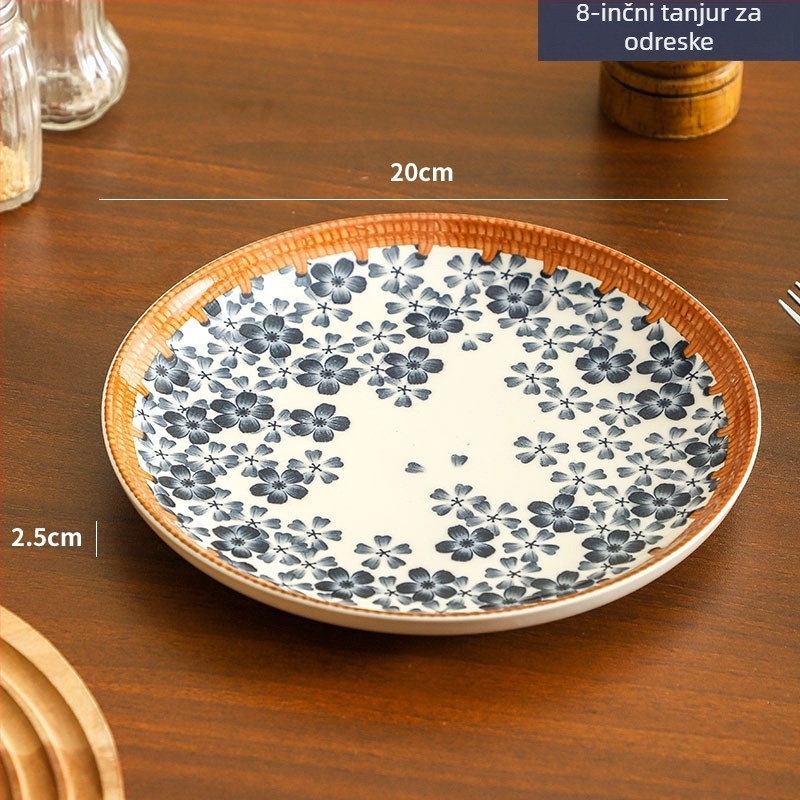 Porcelanski tanjur s motívom biljaka i cvijeća, podglazurna boja na površini, retro stil lagani luksuz, mikrovalna sigurnost