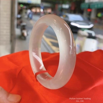 Narukvica od prirodnog ahata i kalcedona, polirani završetak, modni dodatak za ruku