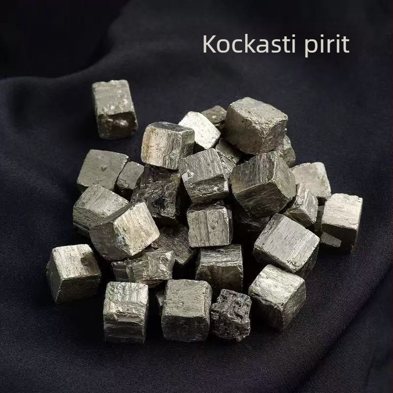 Prirodni Cuprite kubični kristalni ukras za geološko poučavanje, čistoća VS2