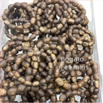 Narukvica od Agarwood, vintage unisex, okrugle perle, ručno polirana