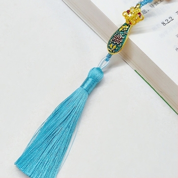 Ogrlica od perli s Bodhi privjeskom, u tikvasta obliku, s lancem od koralja; materijali Bodhi, chalcedon i biseri; obujam 31–40 cm
