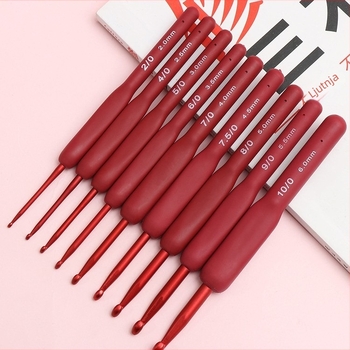 Set kvačkanja s ručkama od nehrđajućeg čelika i mekanim držanjem, potpuno alat za kvačkanje uz DIY materijale