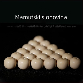 Ogrlica od mamutske slonovine s cilindričnim zrnom — geometrijski oblik, izrezbareno, s jednim slobodnim zrnom