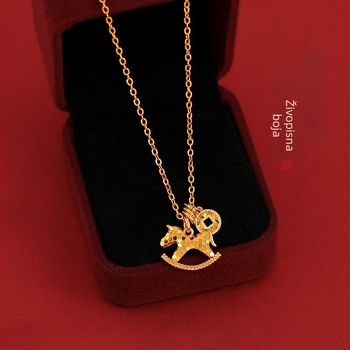 Ogrlica s konjićem u obliku novčića, bakar, elektroplating, običan lanac, duljina 51–60 cm, jesen 2025, Old Money stil