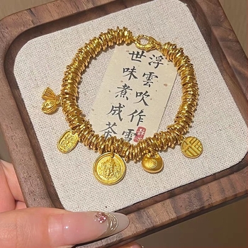 Naramnica od mesinga s pozlaćenim životinjskim motivom, palatnog stila, ručni nakit za žene (Materijal: mesing; Obrada: elektroplating; Motiv: životinja; Stil: palatni; Za: žene)