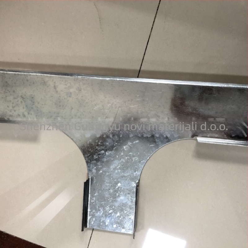 Guangyu galvanizirani kabelski kanal sa prorezima, prilagodljiv, ISO 9001 certificiran