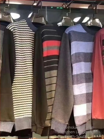 Muški debeli pleteni kardigan s patch džepovima - okrugli ovratnik, dugi rukav, zimska sezona, običan kroj, ravni rub