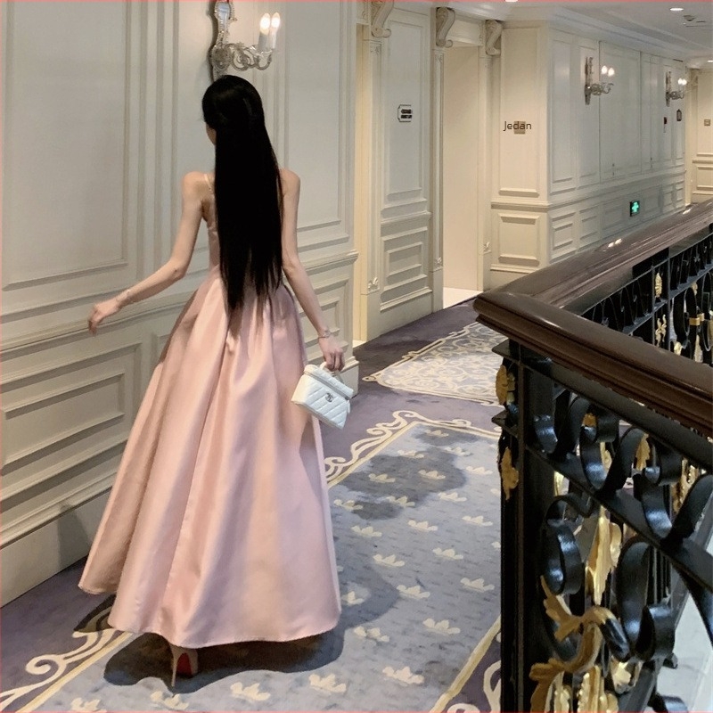Ružičasta šifon haljina za zabavu, A‑linija kroj, visokim strukom, bez rukava, duga haljina, golom jedne linije
