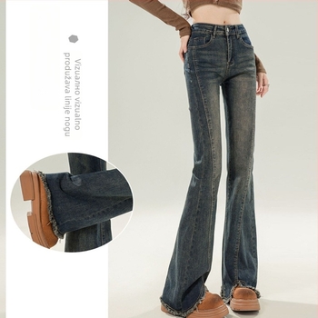 Ženske traperice od denima - visoki pojas, opuštena linija s blagim širenjem nogavica, brušeni završetak, 50–70% pamuka, Proljeće 2025