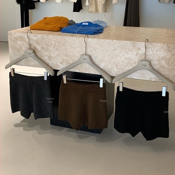 Ženske pletene hlače ¾ s visokim strukom, pravilan kroj, mekan materijal, mješavina akrila i poliestera, korejski stil, casual za žene