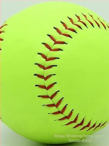 Trening lopta softball za učenike – PVC, čvrsta jezgra, mogućnost otiska logotipa, prikladna za školske treninge.