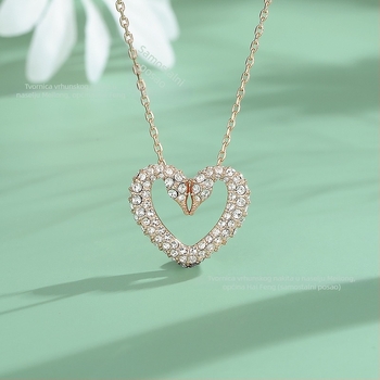 Ogrlica Beating Heart sa Swarovski kristalima, geometrijski dizajn, O-lanac, višeslojna, s privjeskom