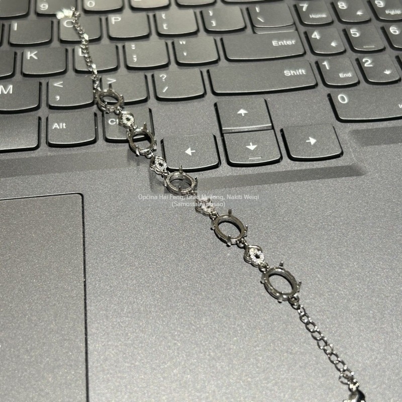 Narukvica Bodhi materijal, crtani stil, svjež i sladak dojam, izlazak proljeće 2025