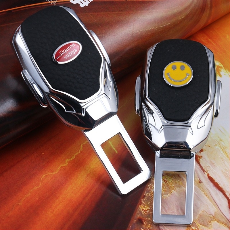 Umetak za sigurnosni pojas automobila | aluminijska legura i koža | prilagođeni logotip | težina 0.1