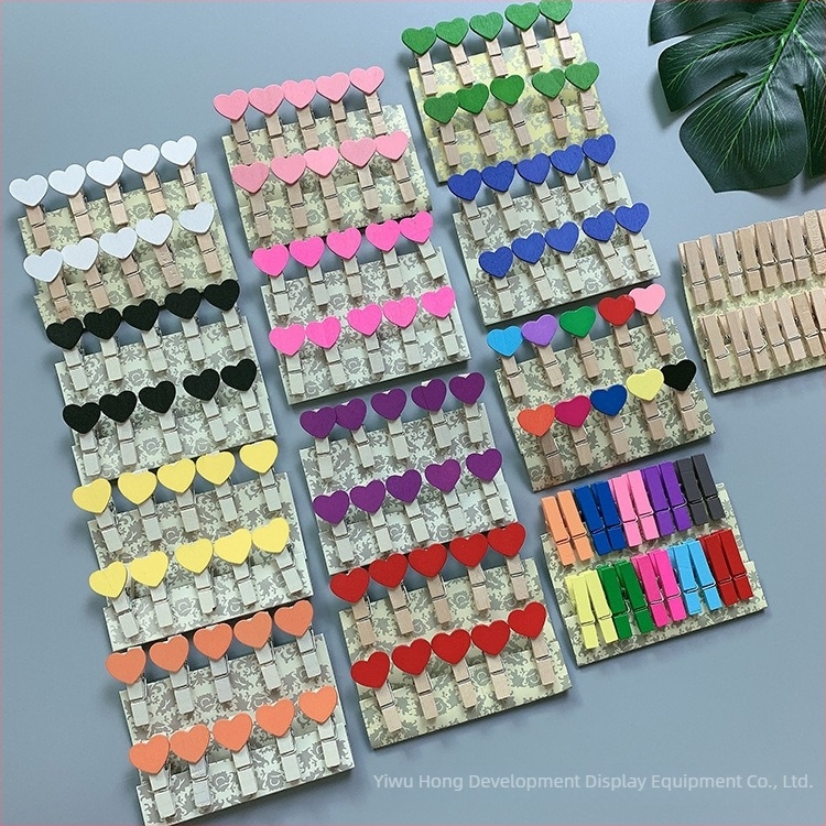 Drveni klip za ljubav – model Love Clip; Materijal: Drvo; Pakiranje: Tkano vrećica; Marka: Other; Uvoz: Ne