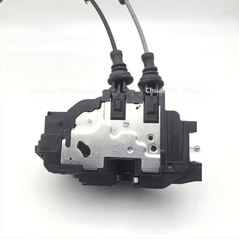 Aktuator zaključavanja prednjih desnih vrata za Hyundai Santa Fe (2007–2010) - 12V, plastika, 0,5 kg, centralno zaključavanje