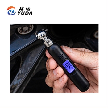 Digitalni tlakomjer za tlak u gumama YD-8855J – raspon 5–100 psi, točnost 1 psi, pozadinsko osvijetljen zaslon, jedinice PSI/BAR/KPA/KG/CM2