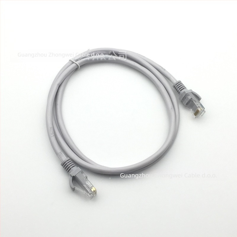 Cat5e mrežni kabel, unutarnja upotreba, čisti bakar, RJ-45 konektor, duljina 1–30 m, uvijeni parovi, za ruter