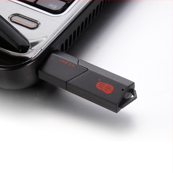 C307 USB 3.0 čitač kartica — vanjski prijenosni dizajn, visoke brzine prijenosa za SD/SDHC/TF/MicroSD