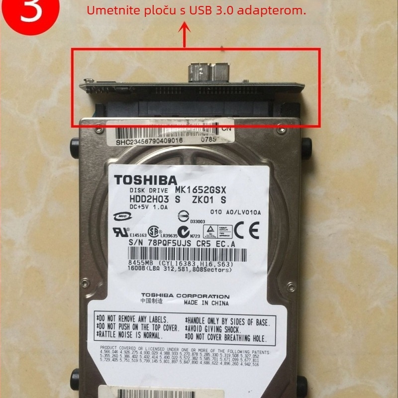 SATA vanjska kućica za tvrdi disk, USB 3.0; kompatibilno sa Seagate i Toshiba; podržava do 2 TB; plastično kućište.