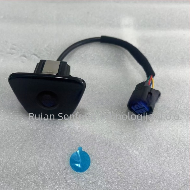 Zadnja kamera za parkiranje 99240-F2000 za Hyundai Elantra 2019-2020 | 12V | Kut prilagođavanja | Rezolucija prilagođena originalnom automobilu | Zaslon opcionalan | Kućište od ABS nehrđajućeg čelika 304