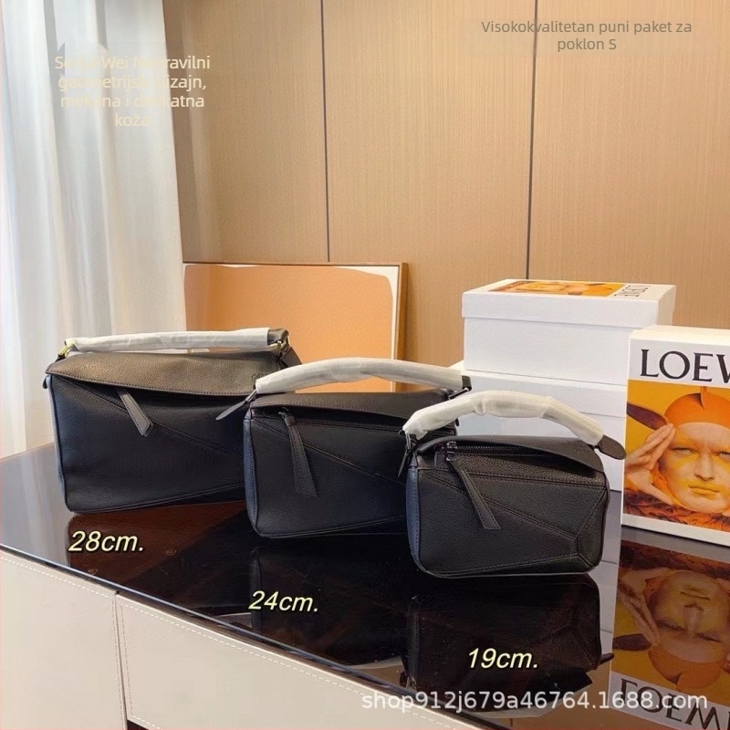 Torba Luojia od prave kože — crossbody, vertikalno kvadratni oblik, zatvaranje na zip, torbica od teleće kože, unutarnje pretince: zip pretinac, pretinac za mobitel, pretinac za prijenosno računalo