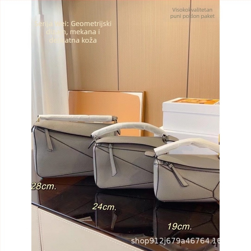 Torba Luojia od prave kože — crossbody, vertikalno kvadratni oblik, zatvaranje na zip, torbica od teleće kože, unutarnje pretince: zip pretinac, pretinac za mobitel, pretinac za prijenosno računalo